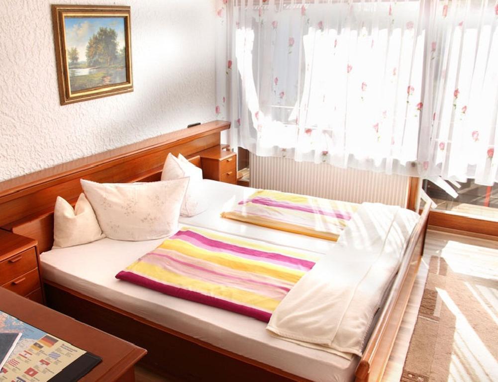 Landhotel Schonblick Bad Herrenalb Room photo