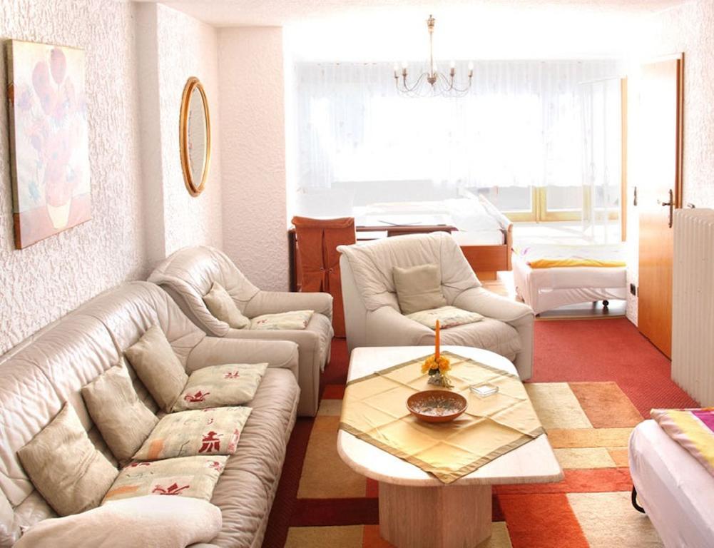 Landhotel Schonblick Bad Herrenalb Room photo